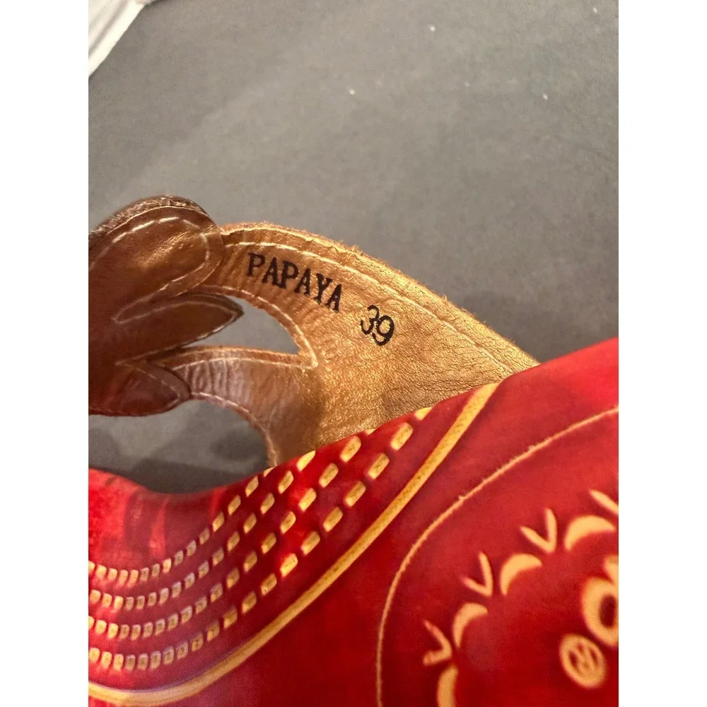 Spring Step Papaya Red Leather Slip On Hand‎ Painted Floral Low Heel Sandals 8.5